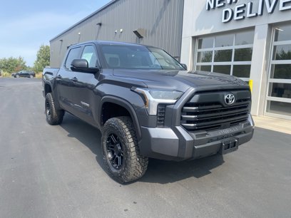 New 2025 Toyota Tundra SR5 w/ SR5 Convenience Package