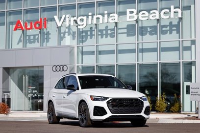 New 2025 Audi SQ5 Premium Plus
