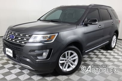 Used 2017 Ford Explorer XLT w/ Equipment Group 202A