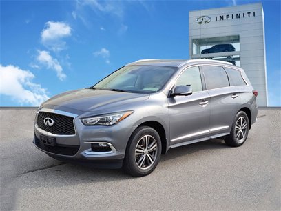 Used 2019 INFINITI QX60 Luxe w/ Essential Package