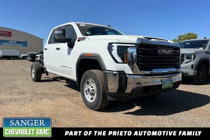 New 2024 GMC Sierra 2500 Pro w/ Convenience Package