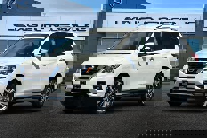 Used 2020 Nissan Pathfinder SL