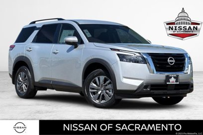 New 2025 Nissan Pathfinder SV