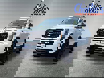 Used 2022 Kia Telluride EX w/ EX Premium Package