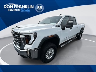 Used 2024 GMC Sierra 2500 Pro w/ Convenience Package