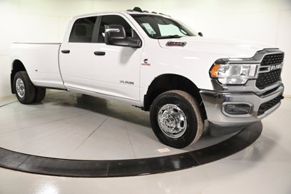 New 2024 RAM 3500 Big Horn w/ Heated Seats & Wheel Group
