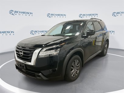 Used 2022 Nissan Pathfinder SV w/ Cargo Package