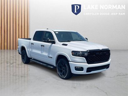 New 2025 RAM 1500 4x4 Crew Cab
