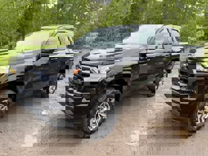 New 2025 Chevrolet Colorado LT