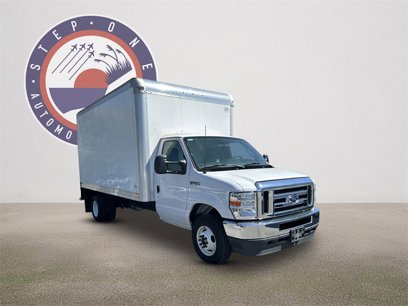 New 2023 Ford E-450 and Econoline 450 Super Duty w/ Power Windows & Locks Group