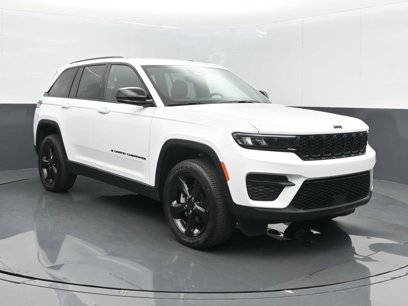 Used 2022 Jeep Grand Cherokee Altitude