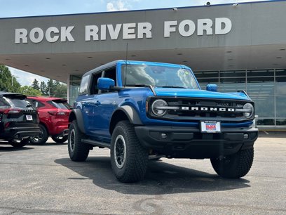 New 2024 Ford Bronco Outer Banks w/ Sasquatch Package