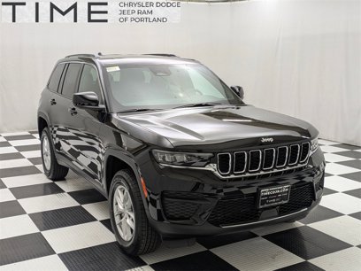 New 2025 Jeep Grand Cherokee Laredo X w/ Trailer Tow Package