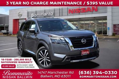 New 2025 Nissan Pathfinder Platinum w/ Cargo Package