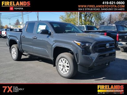 New 2024 Toyota Tacoma SR