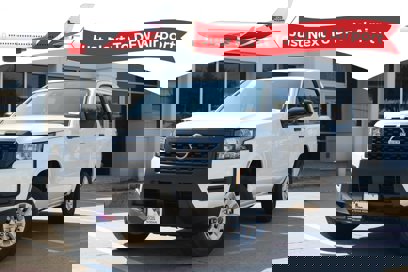 New 2025 Nissan Frontier S