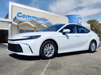 Used 2025 Toyota Camry LE