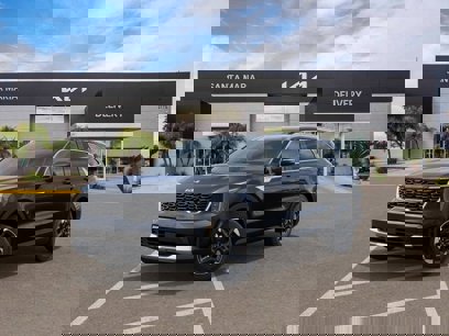 New 2025 Kia Sorento S