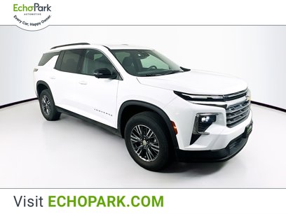Used 2024 Chevrolet Traverse LT