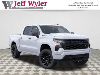 New 2025 Chevrolet Silverado 1500 Custom w/ LPO, Dark Essentials Package