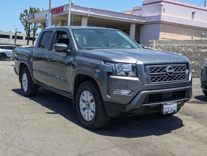 Used 2023 Nissan Frontier SV w/ SV Convenience Package