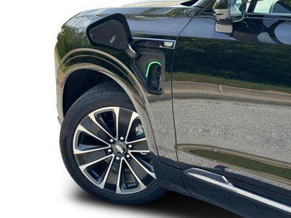 New 2026 Cadillac Vistiq Sport