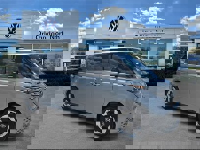 New 2025 Volkswagen ID. Buzz Pro S Plus