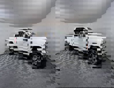 New 2025 Ford F350 Lariat