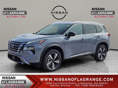 New 2025 Nissan Rogue SL w/ SL Premium Package