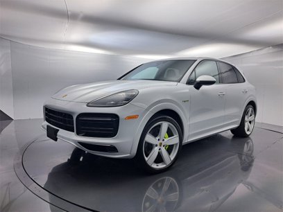 Certified 2023 Porsche Cayenne Platinum Edition