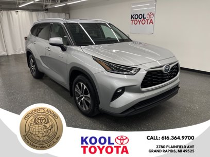 Certified 2021 Toyota Highlander XLE