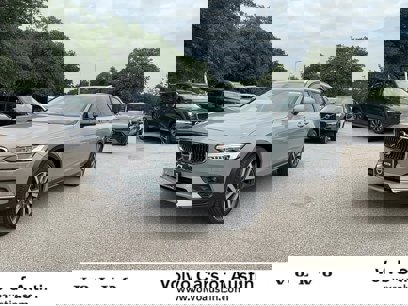 New 2025 Volvo V90 B6 Cross Country Plus w/ Protection Package Premier
