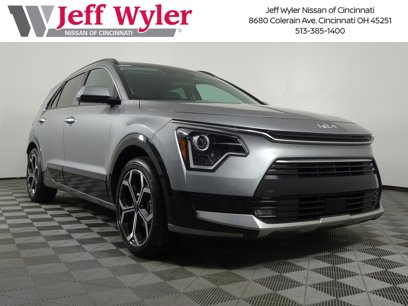 Used 2024 Kia Niro EX Touring