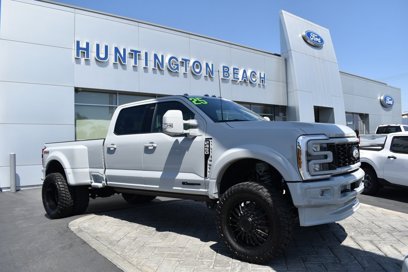 Used 2025 Ford F450 Lariat w/ FX4 Off-Road Package