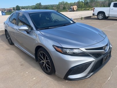 Used 2024 Toyota Camry SE w/ Cold Weather Package