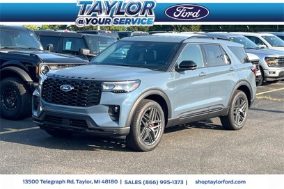 New 2025 Ford Explorer ST-Line w/ ST-Line Street Pack