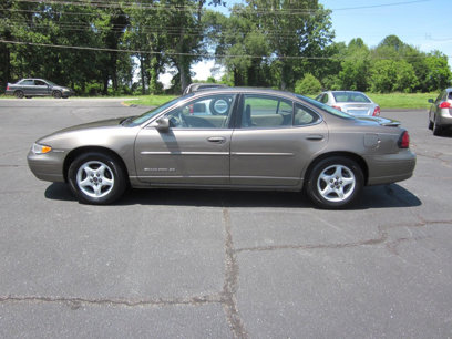 Used 2000 Pontiac Grand Prix SE w/ Opt Pkg
