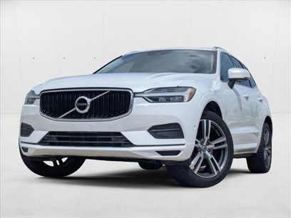 Used 2018 Volvo XC60 T5 Momentum w/ Vision Package