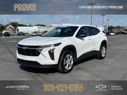 Used 2025 Chevrolet Trax LS