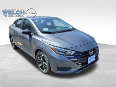 New 2025 Nissan Versa SR w/ Trunk Package