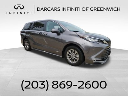 Used 2021 Toyota Sienna XLE