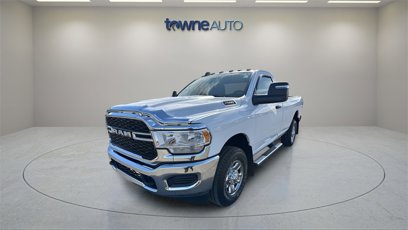 Used 2024 RAM 2500 Tradesman w/ Chrome Appearance Group