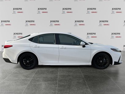 Used 2025 Toyota Camry SE