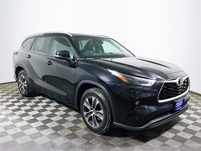 Used 2024 Toyota Highlander XLE