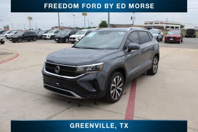 Used 2024 Volkswagen Taos SE w/ MDO Package