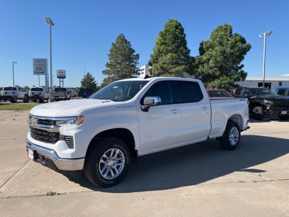 New 2025 Chevrolet Silverado 1500 LT