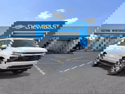 New 2025 Chevrolet Suburban LT w/ Comfort Package