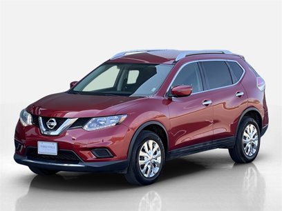 Used 2016 Nissan Rogue S w/ S Family Package