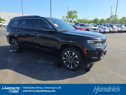 Used 2022 Jeep Grand Cherokee L Overland w/ Advanced Protech Group III