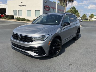 Used 2022 Volkswagen Tiguan SE R-Line